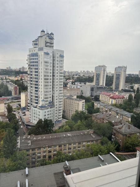 Продам 1-комнатную квартиру