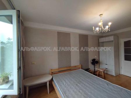 Продам 2-кімнатну квартиру