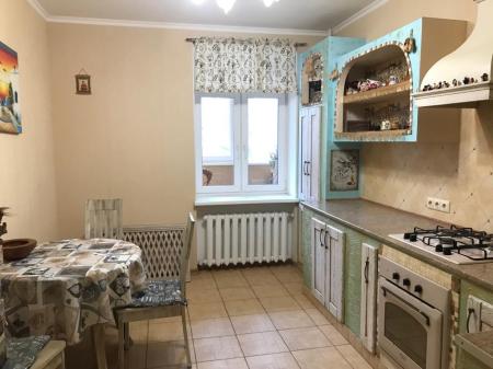 Продам 2-кімнатну квартиру