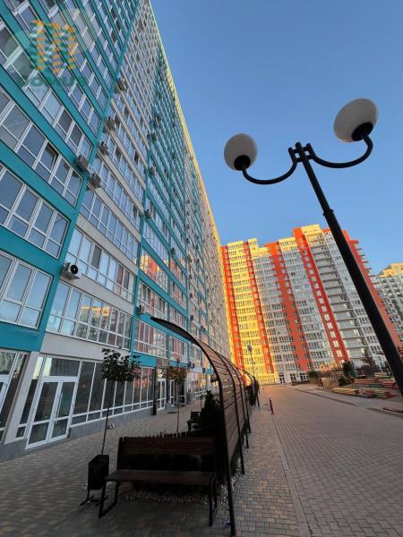 Продам 2-кімнатну квартиру, ЖК «Акварель 2»