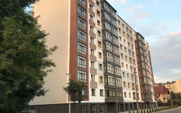 ЖК вул. Берегова 18, 20, вул. Чиста, 23