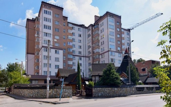 ЖК вул. Юліана Целевича, 4