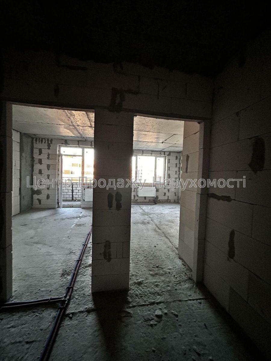 Фото Продаж 1-кімнатної квартири в ЖК 