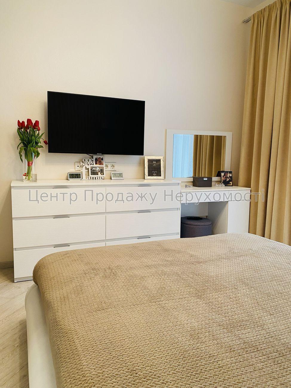 Фото Продаж 1 кімнатної квартири, 13/25 поверх, 67 м², ЖК Смарагдовий, Київ9