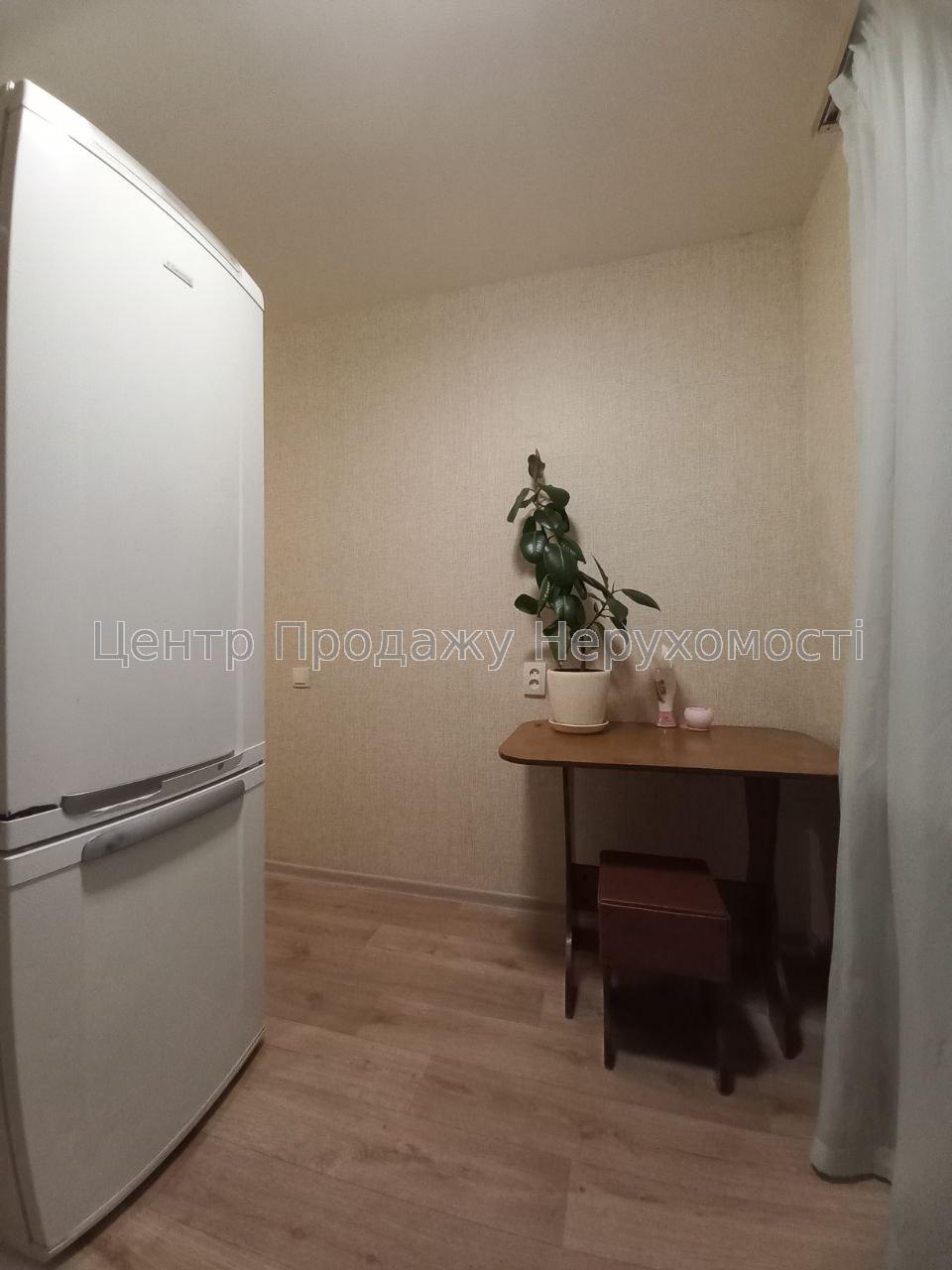 Фото Продам 1-к квартиру, метро 23 Серпня4