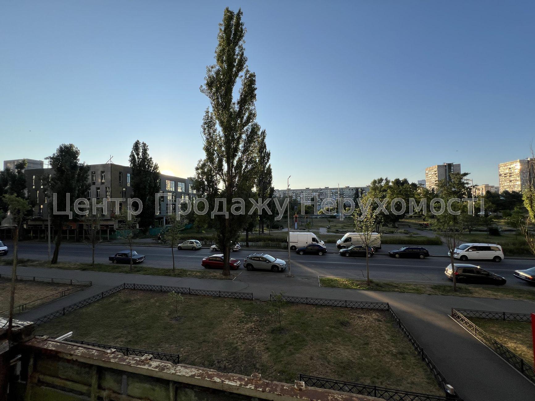 Фото Продаж квартири18