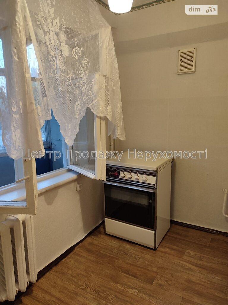 Фото Продам 1-к квартиру на 4 поверсі, бульвар Жюля Верна10