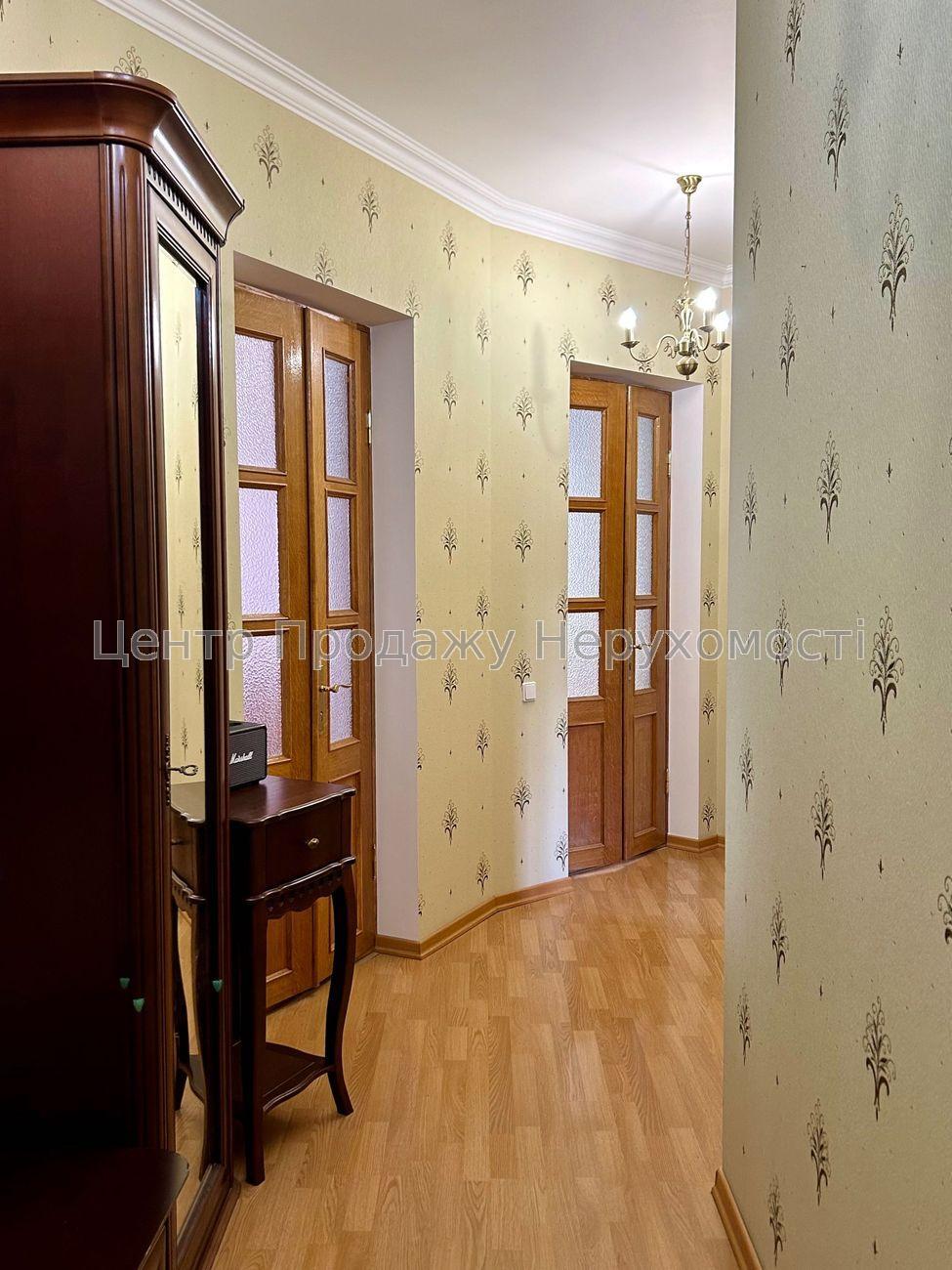 Фото Продаж 3-кімнатної квартири в Києві19