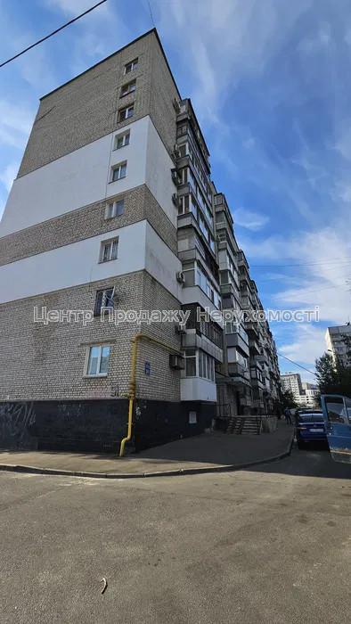 Фото Продаж 3-к квартири в Харкові18