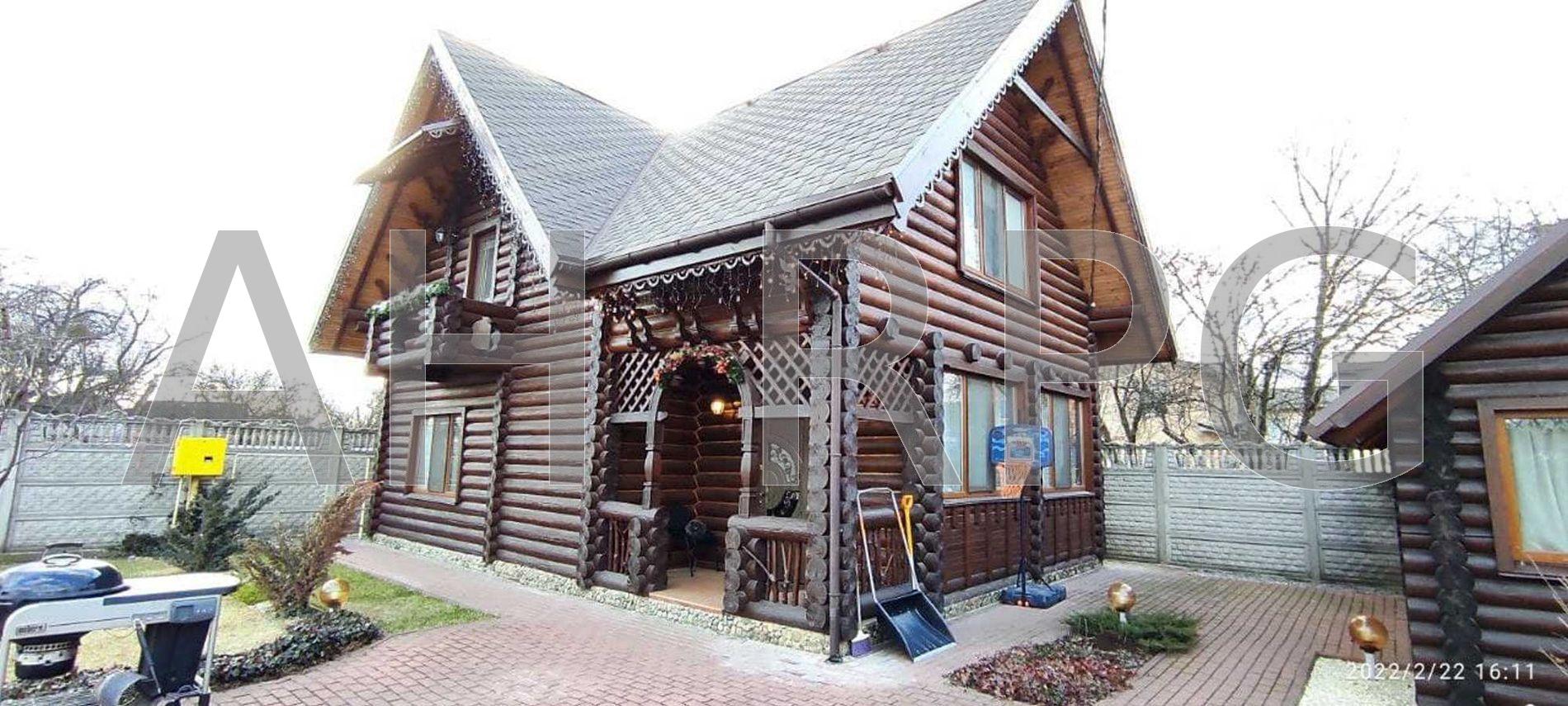 Продаж будинків Київ