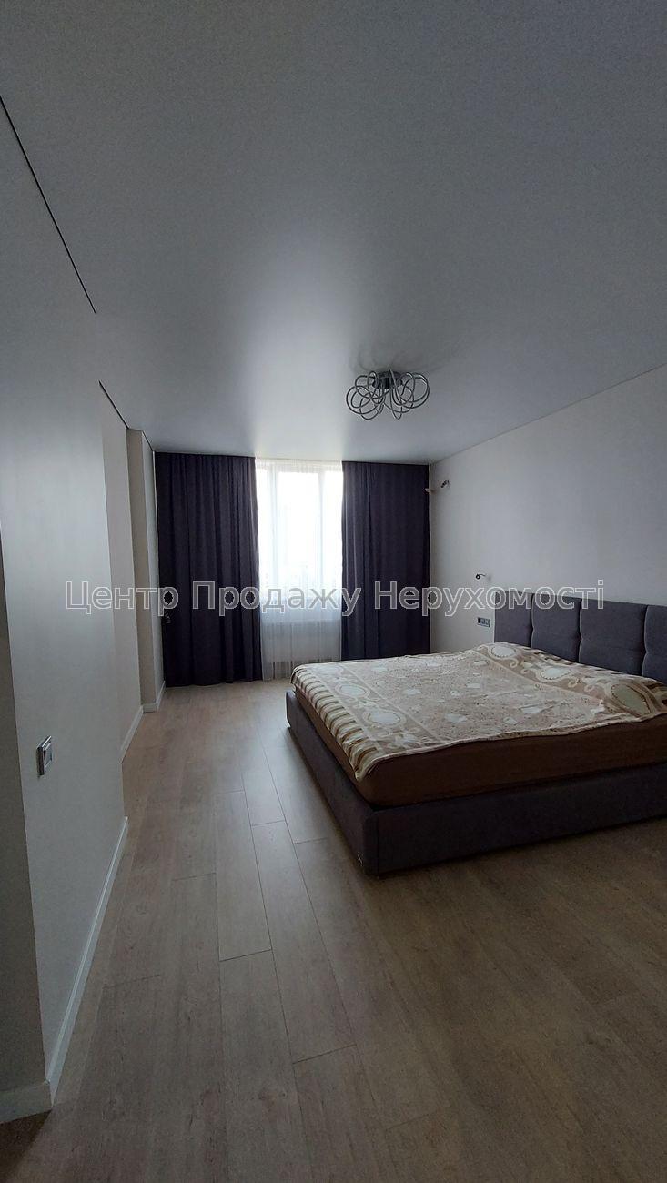 Фото Продаж квартири у Києві, 3 кімнати, 10/25 поверх, 80 м²14