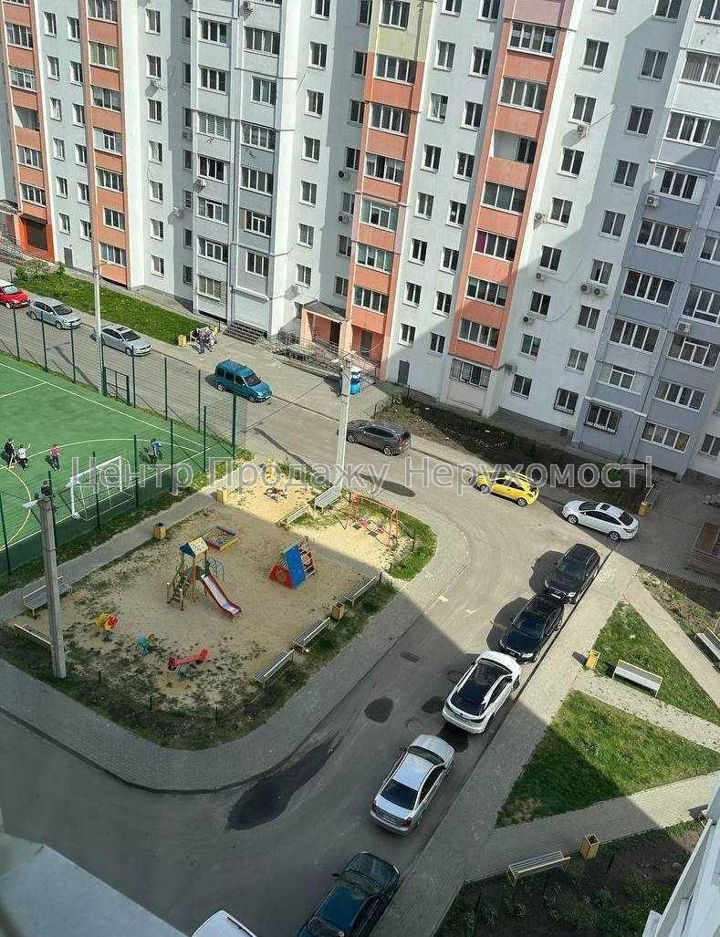 Фото Продаж 3 кімнатної квартири в ЖК 