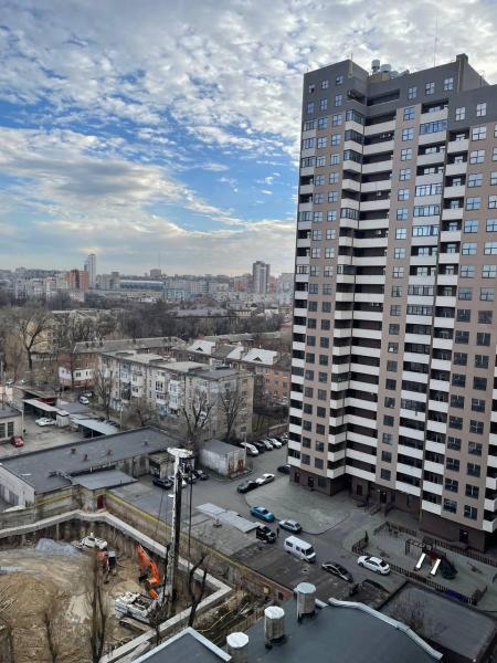 Продам 2-кімнатну квартиру в новобудові, ЖК «Баку»