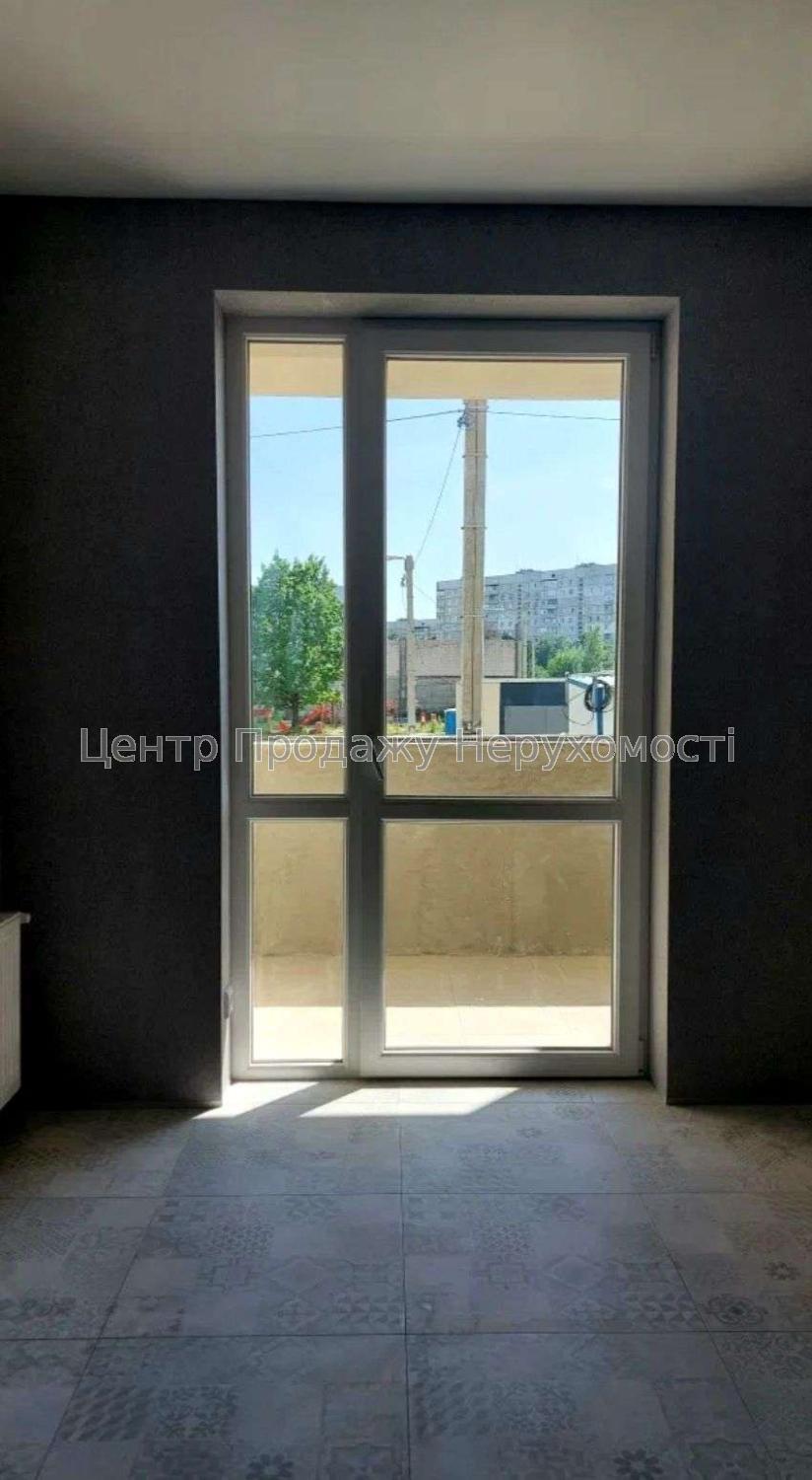 Фото G8 Продається  двостороння квартира , 51 м2, з ремонтом . Перемоги 8616