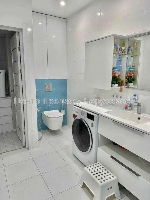 Фото Продам квартиру с ремонтом в Жк Радужный8