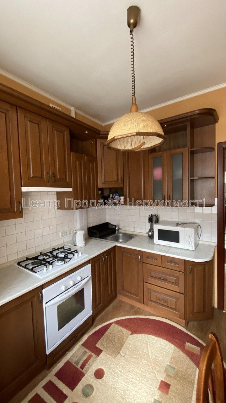 Фото Продам 3-к квартиру в центрі, вул.Алчевських12