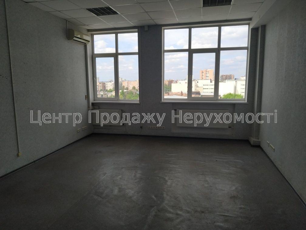 Фото продам здание с хорошим ремонтом, продам офисы5