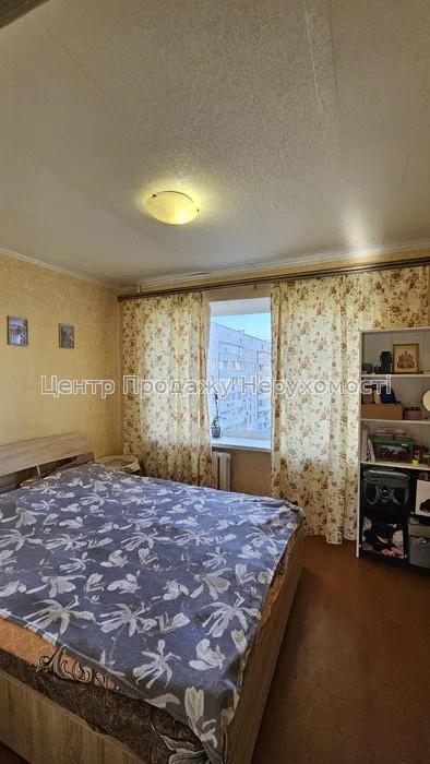 Фото Продаж 3-к квартири в Харкові3