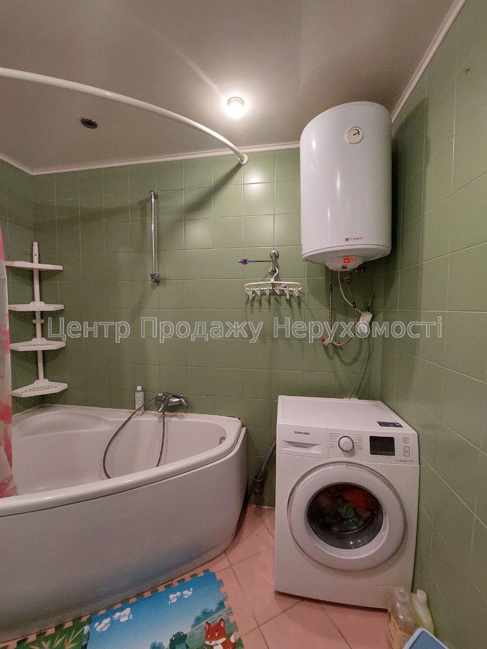 Фото Продам 3 к. квартиру ул. Отакара Яроша19