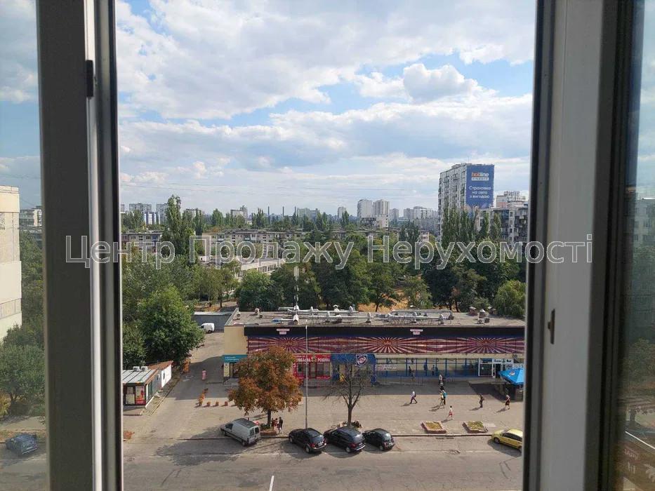 Фото Продаж 2-к квартири по вул.Шолом-Алейхема, 1 Деснянського р-ну2