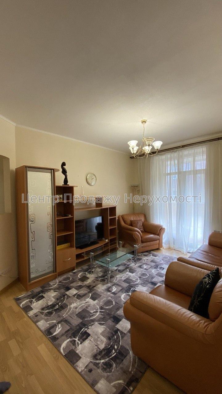 Фото Продам 3-к квартиру в центрі, вул.Алчевських5