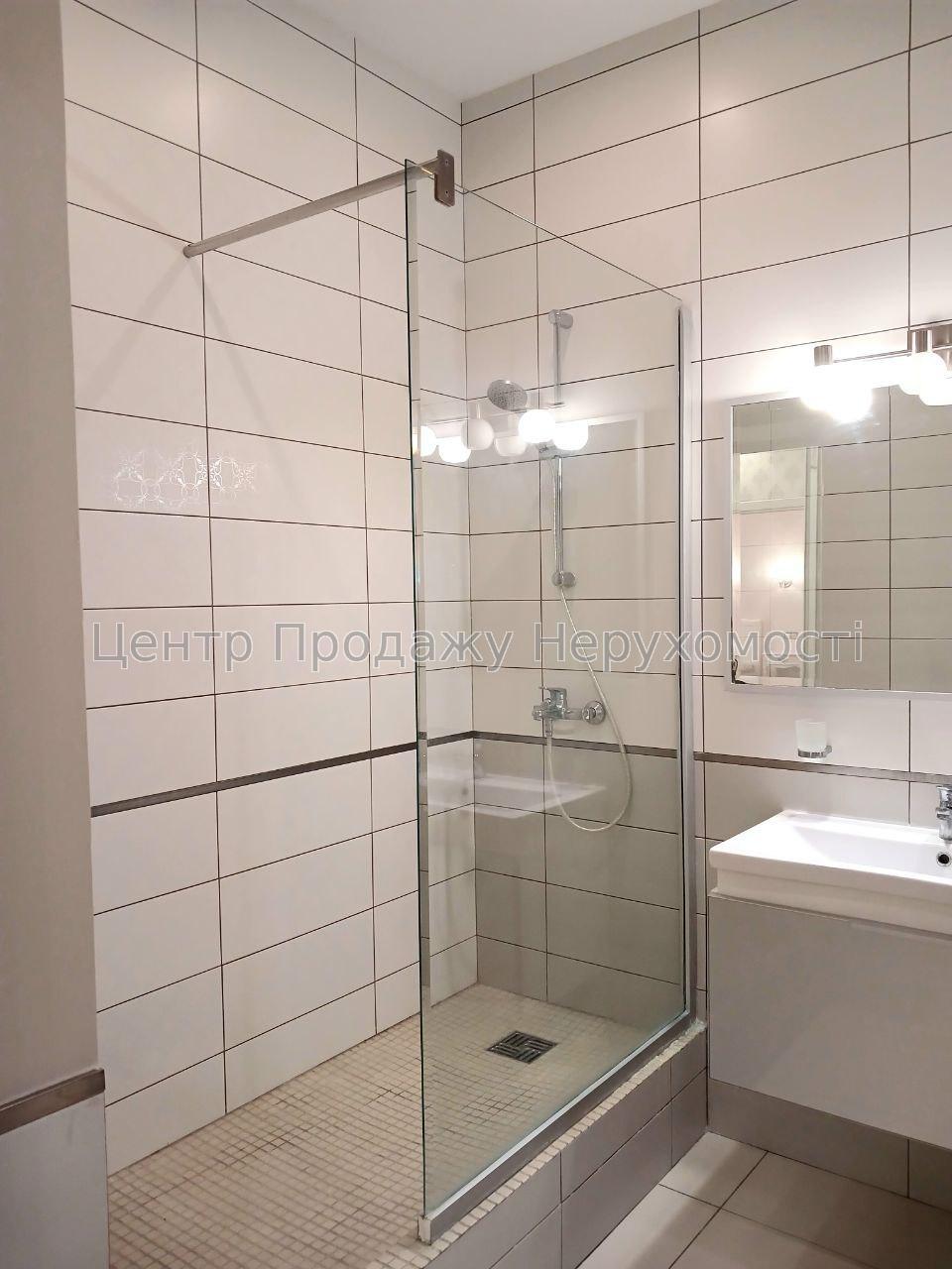 Фото Продам квартиру в ЖК Триумф, метро 23 Августа. Торг. *4