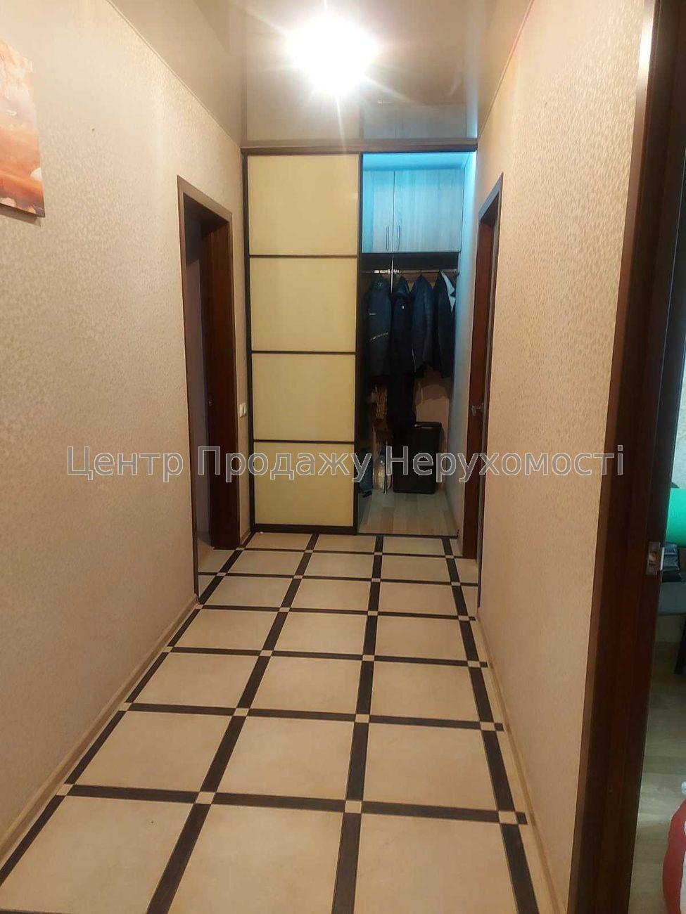 Фото Продам 3х кімнатну квартиру із ремонтом4