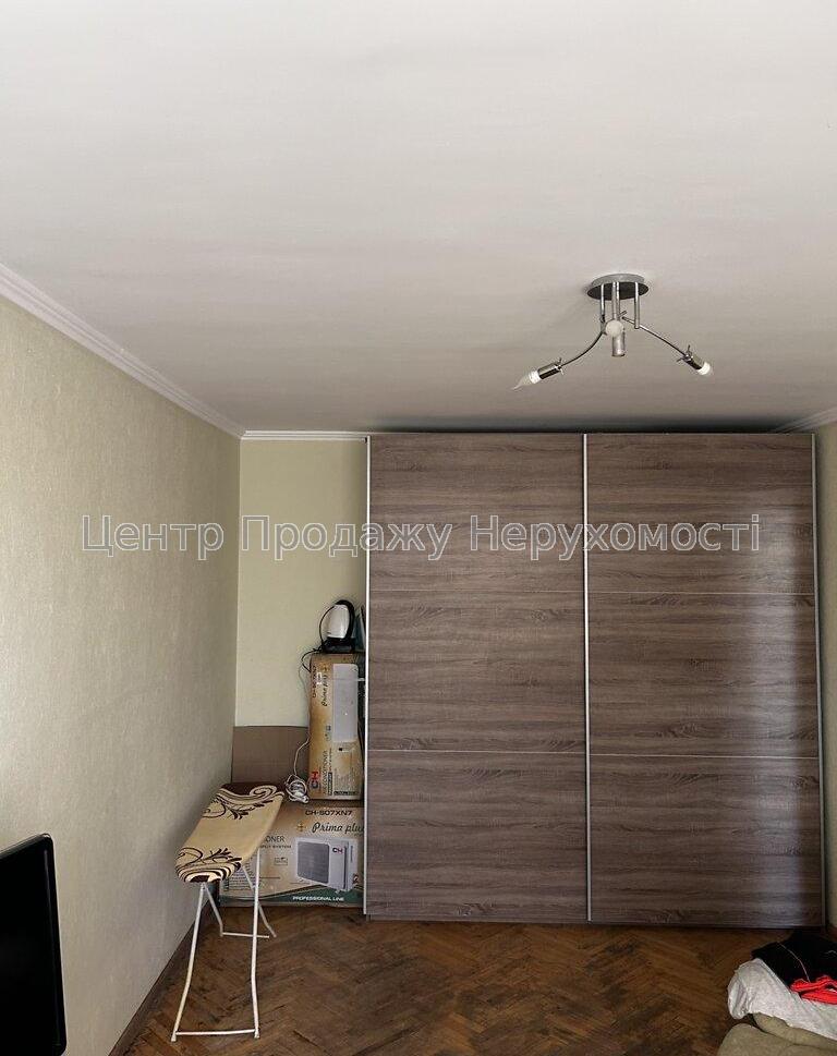 Фото Продам 1-кімнатну квартиру, 4/5 поверх, 33.27/25.80/6.70 м², Київ2