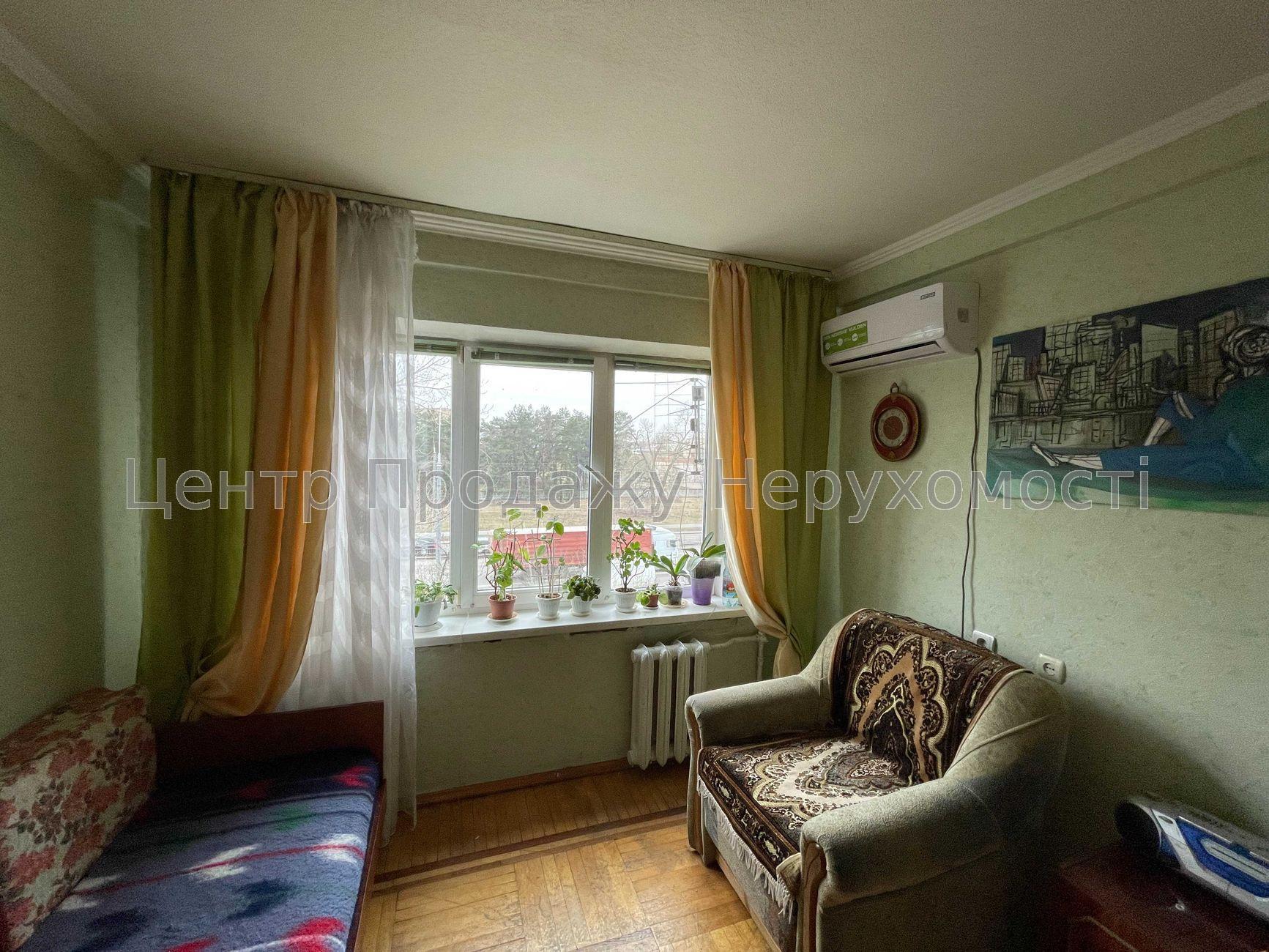 Фото Продаж квартири10