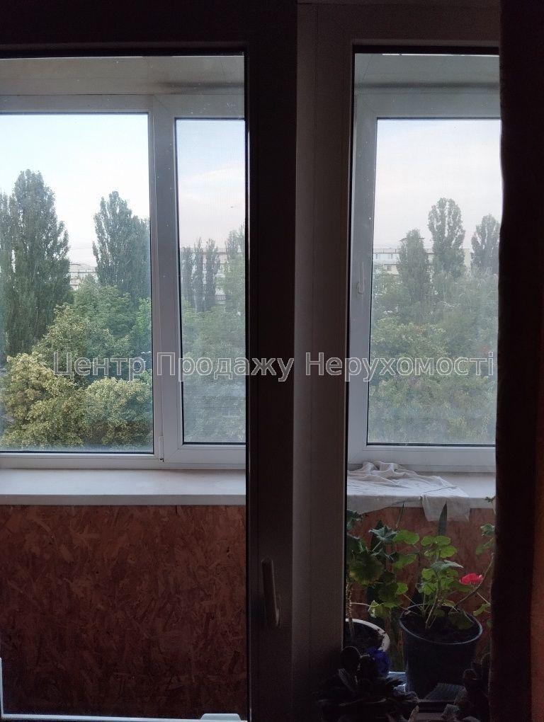 Фото Продам  двухкомнатную квартиру на пр.Леся Курбаса17