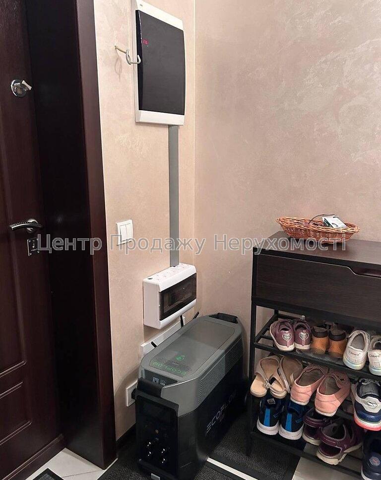 Фото Продаж квартири в житловому комплексі 