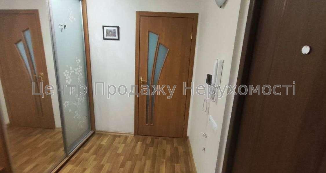 Фото Продам срочно, Торг 2х.к Квартира с ремонтом. Ильинская 639