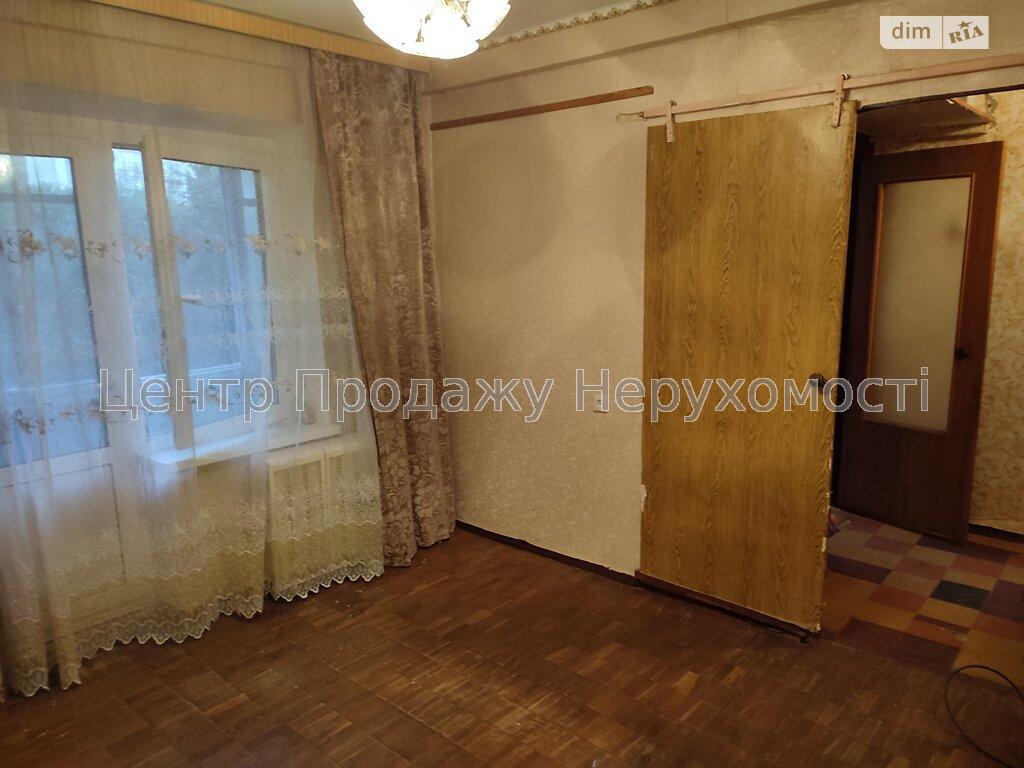 Фото Продам 1-к квартиру на 4 поверсі, бульвар Жюля Верна9