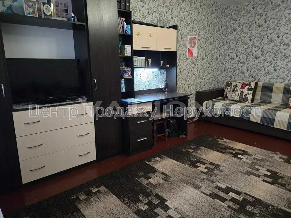 Фото Продаж 1 кім. квартири вул. Бориспільська 28. метро Червоний Хутір3