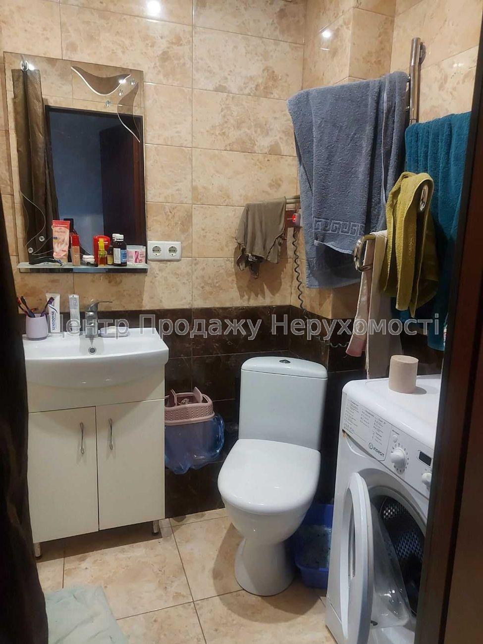 Фото Продам 3х кімнатну квартиру із ремонтом11