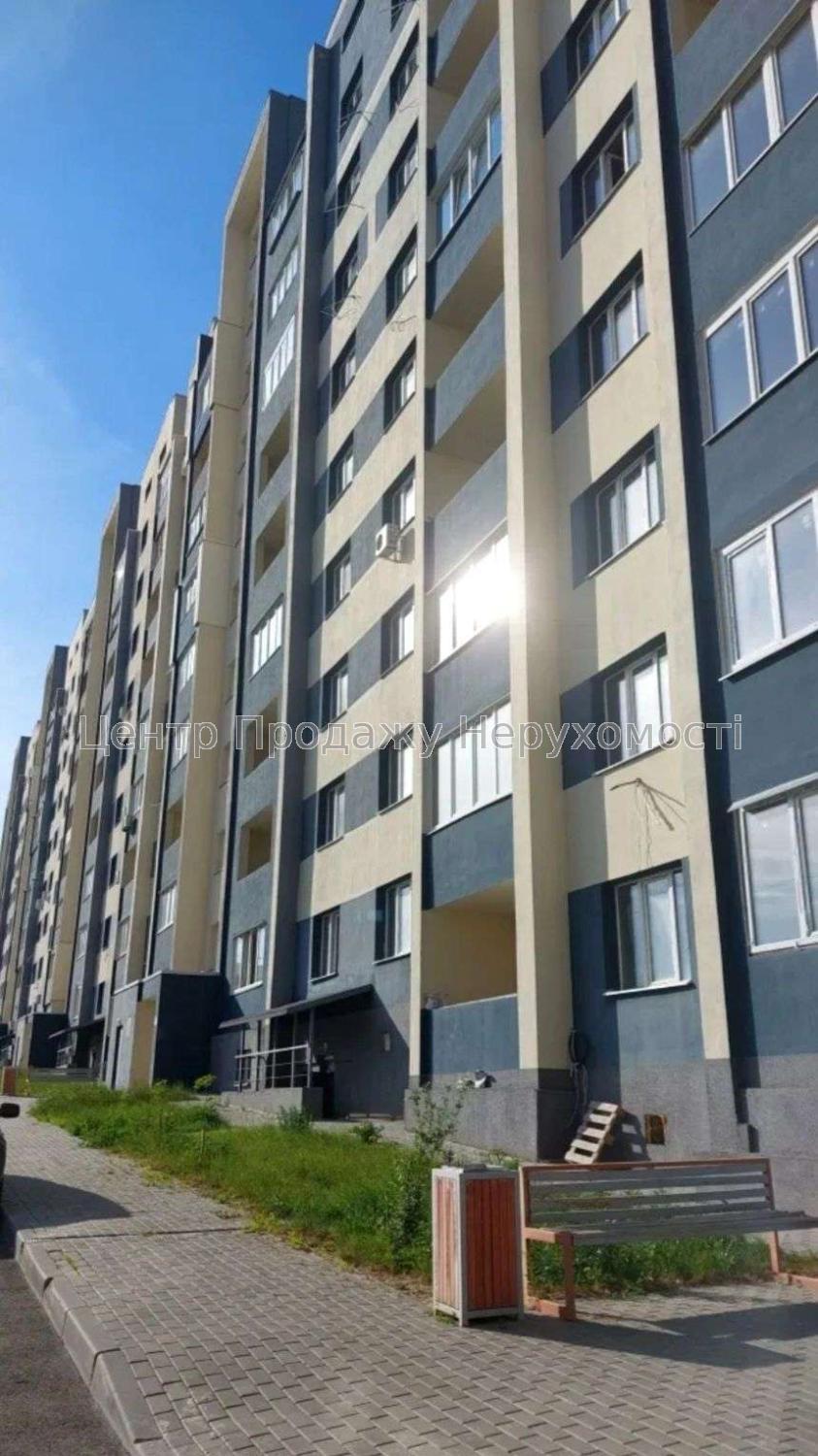 Фото G8 Продається  двостороння квартира , 51 м2, з ремонтом . Перемоги 869