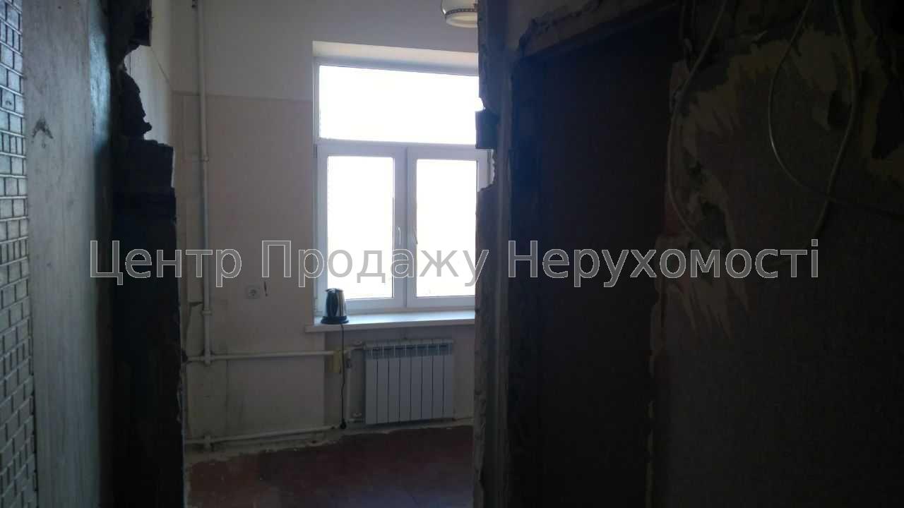 Фото Продаж квартири у Києві, 4 кімнати, 5/5 поверх, 87 м²9