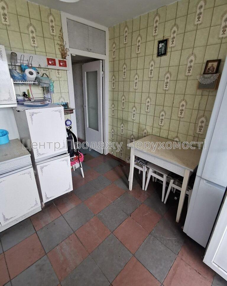 Фото Продам квартиру 3 кімнати у Києві11