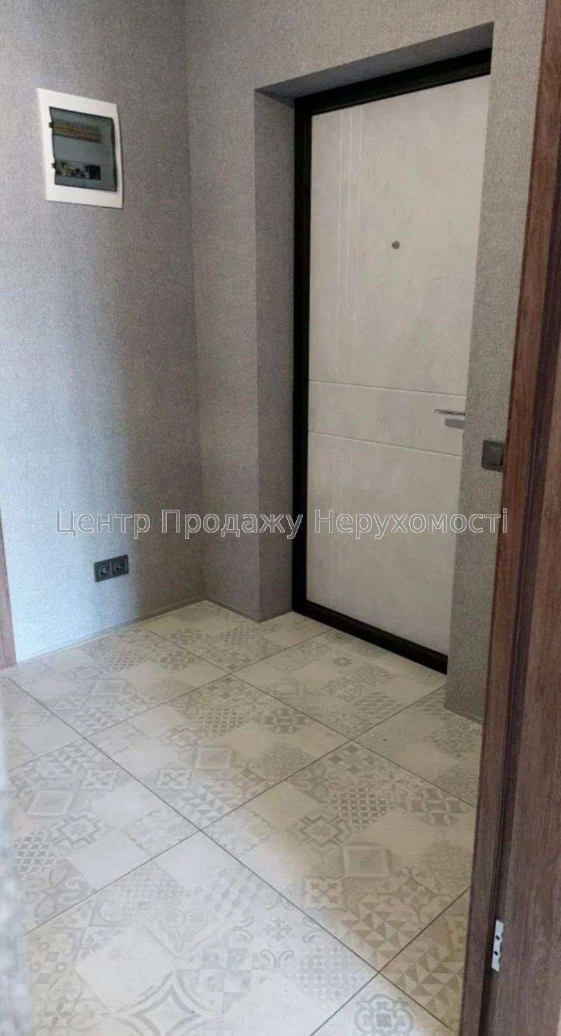 Фото G8 Продається  двостороння квартира , 51 м2, з ремонтом . Перемоги 8611