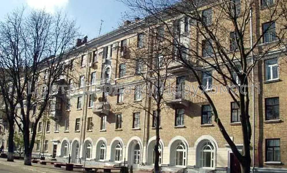 Фото Продаж квартири у Києві, 4 кімнати, 5/5 поверх, 87 м²1