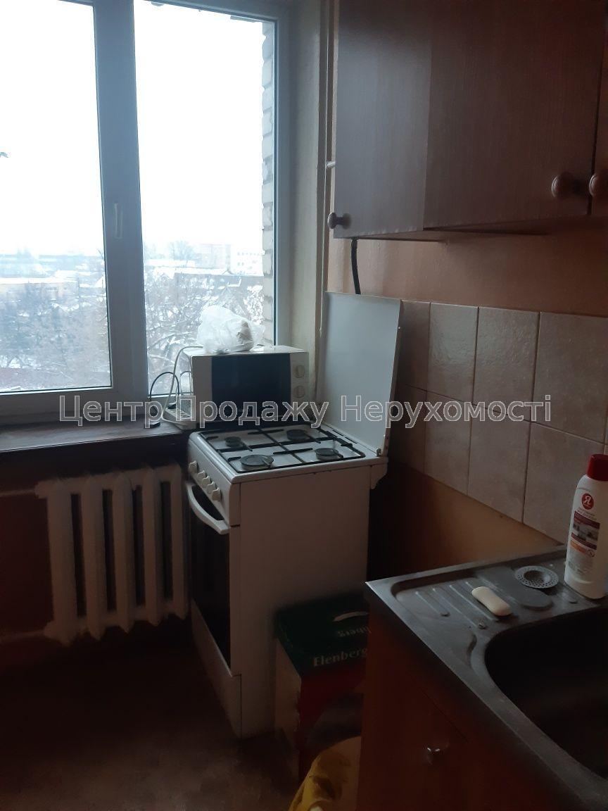 Фото Продам гостінку, 4 поверх, біля метро Чернігівська4