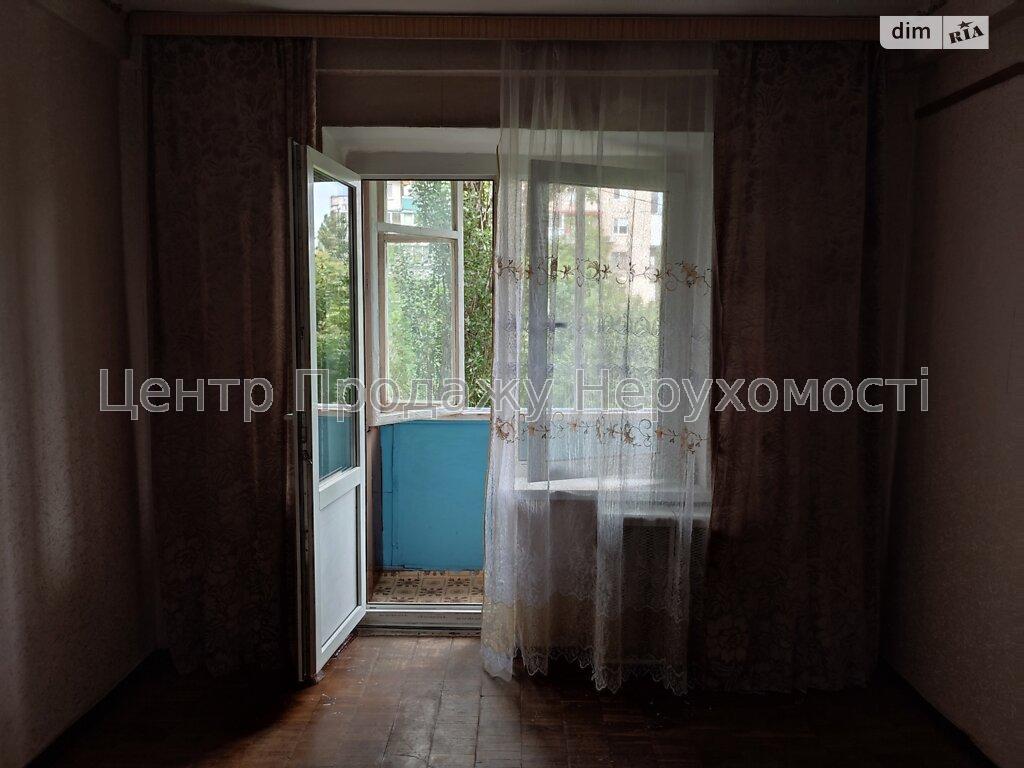 Фото Продам 1-к квартиру на 4 поверсі, бульвар Жюля Верна2