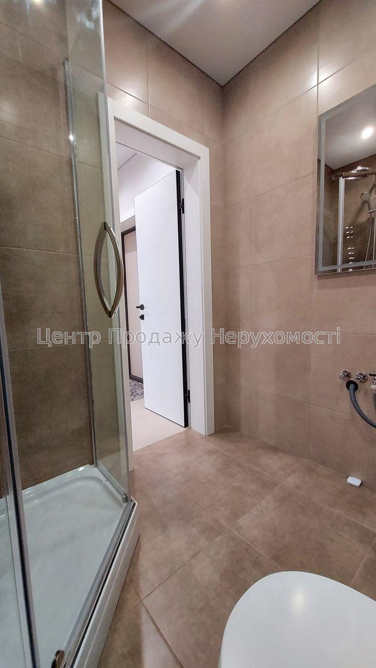 Фото Продаж квартири у Києві, 3 кімнати, 10/25 поверх, 80 м²23