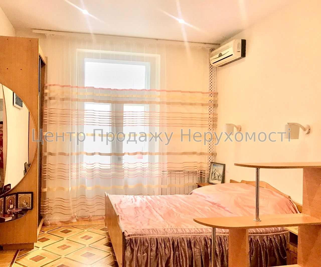 Фото Продаю 3кв сталінку біля метро Вокзальна1