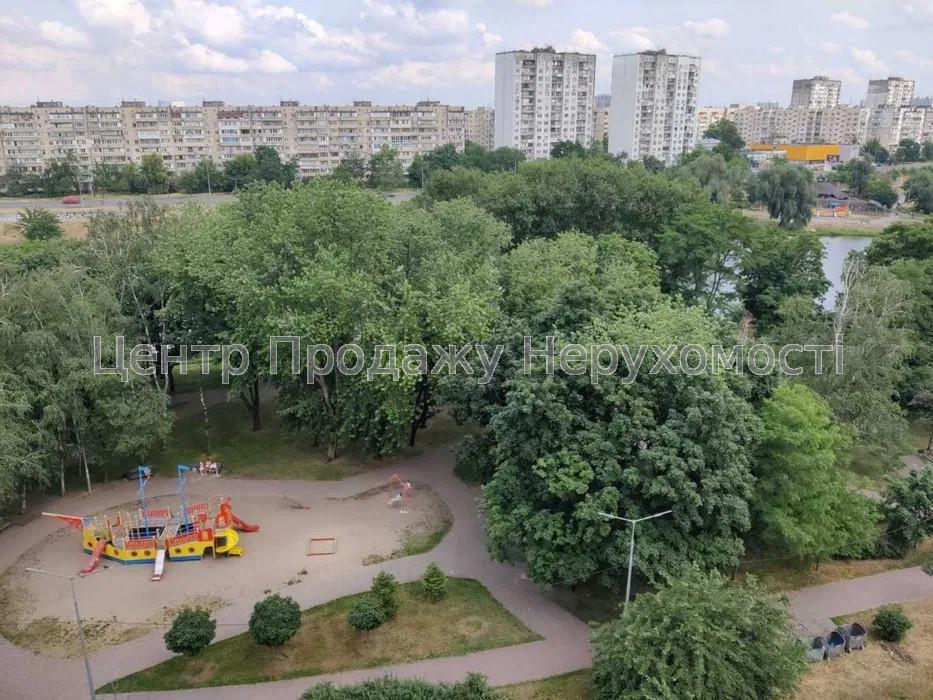 Фото Продам квартиру, Радужная 165