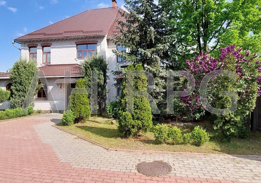 Продаж будинків Київ