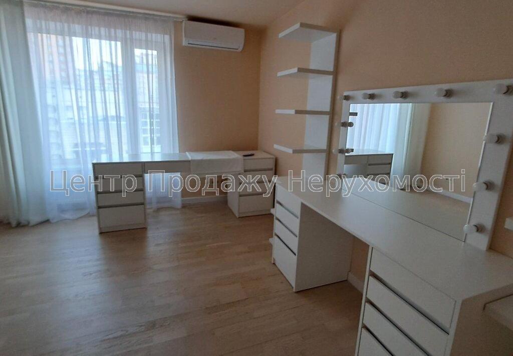 Фото Продаж 2-рівневої квартири в Києві 5 кімнат, 173/116/25 м²19