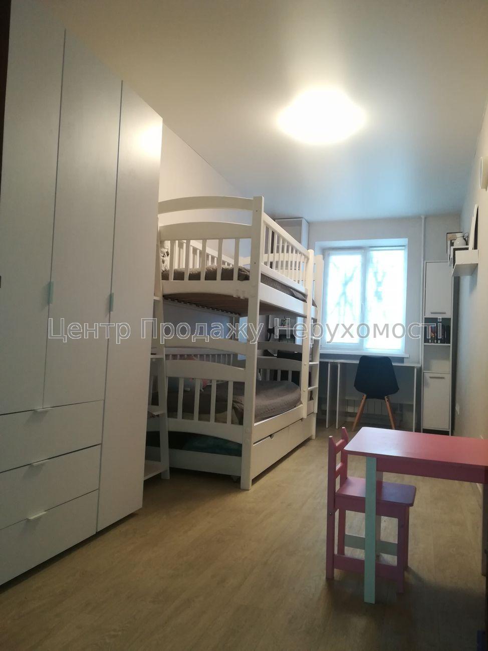 Фото Продам 3 к. квартиру ул. Отакара Яроша2