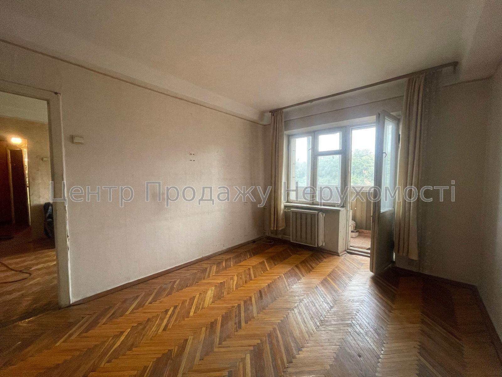 Фото Продам 2-к.квартиру з видом на парк, до метро 15 хв.пішки5