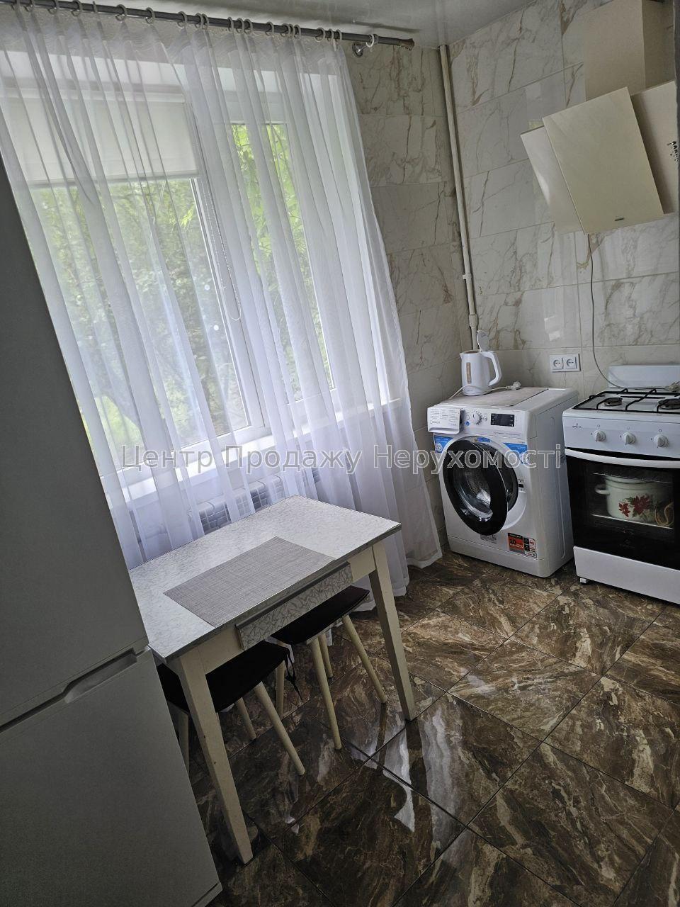 Фото Продаж 1 кімнатной квартири на Олексіївці, пр. Л Свободи, 241